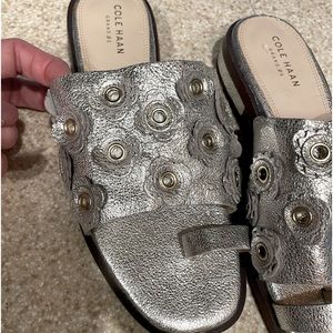 Cole Haan sandals-W 8-silver-NEW-excellent condition-great for summer